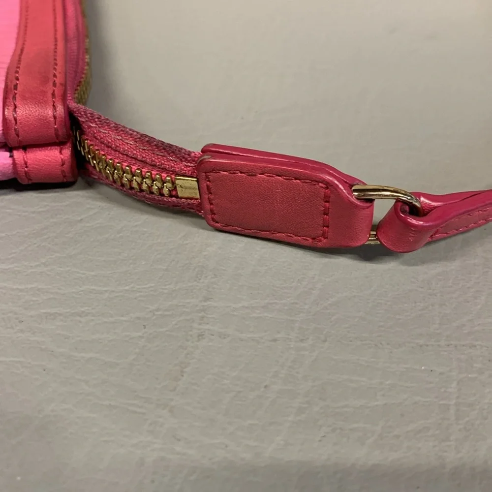 MCM Dark Pink Leather Visetos Large Pouchette Shoulder Bag Wristlet - Picture 6 of 12
